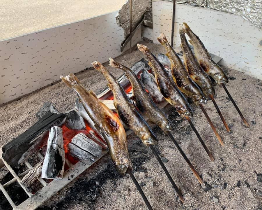 イワナの炭火焼