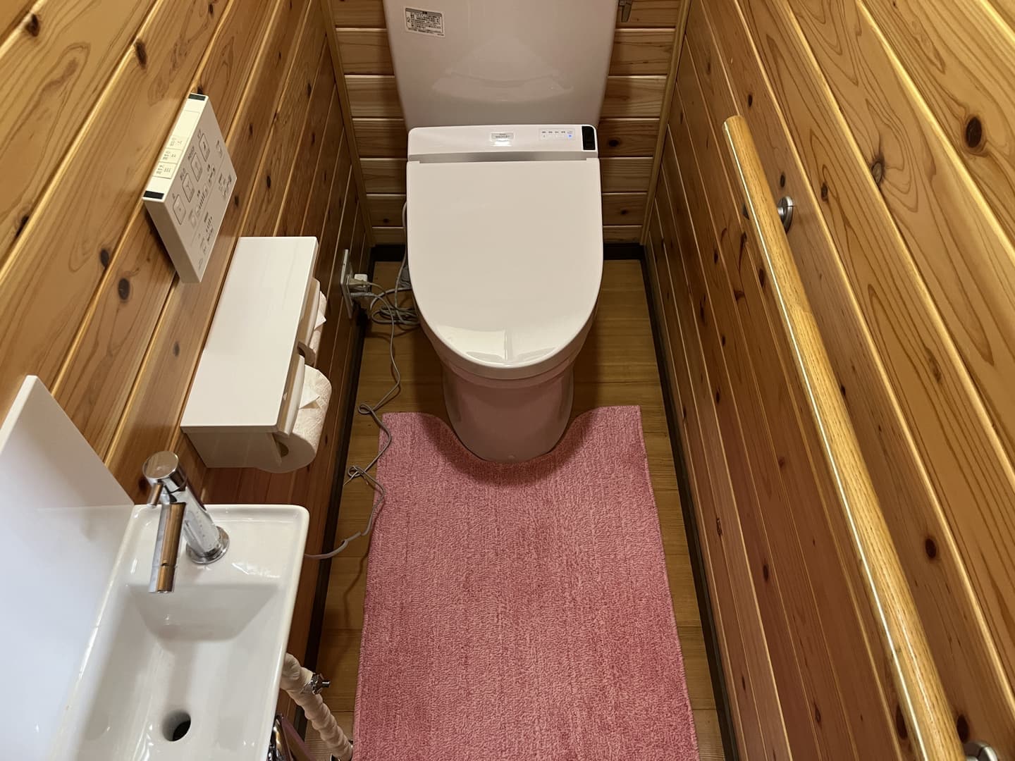 トイレ2